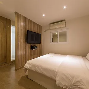 2* Motel Ez