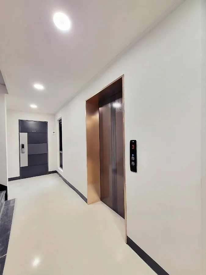 J.Hill House Hotel Seoul