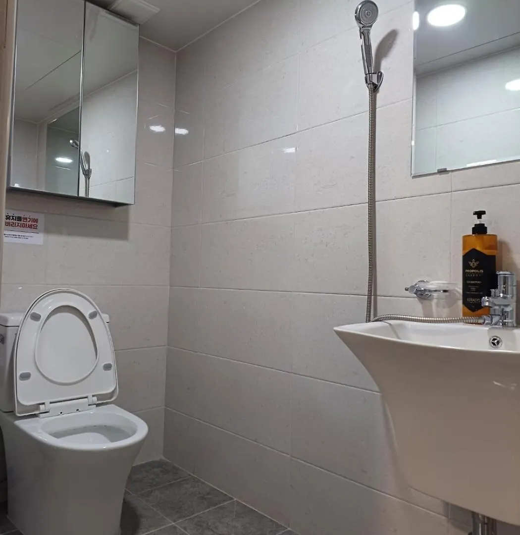 J.Hill House Hotel Seoul 0*,  South Korea